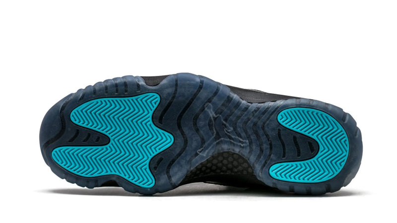 Air Jordan 11 Retro 'Gamma Blue' – The Electric AJ11 That Lit Up the Holidays