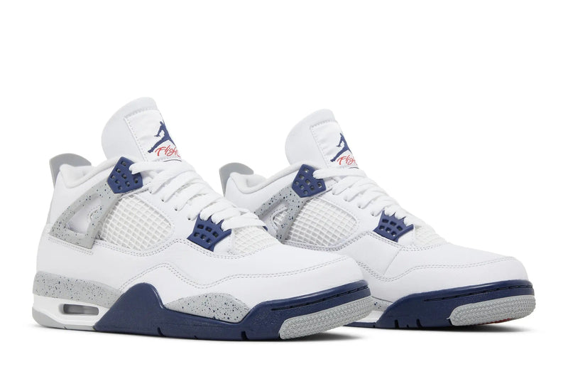 Air Jordan 4 Retro 'Midnight Navy' – Deep Blue Sophistication on an Iconic Silhouette