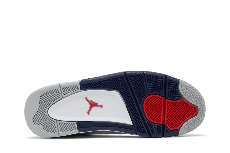 Air Jordan 4 Retro 'Midnight Navy' – Deep Navy Sophistication on the AJ4's Iconic Silhouette